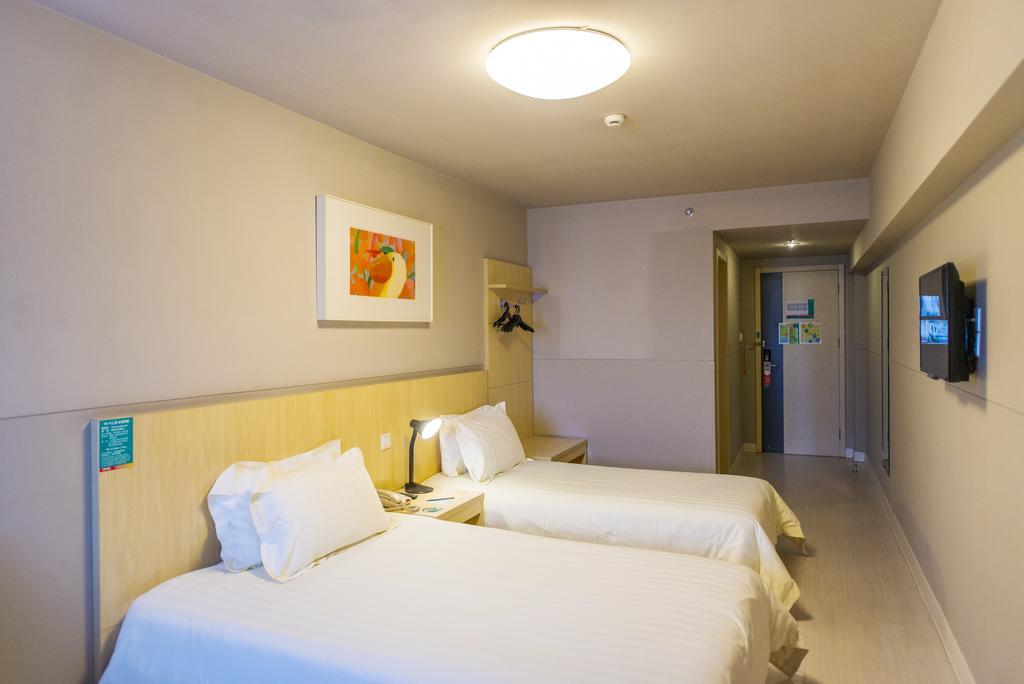Jinjiang Inn - Yinchuan New Moon Square Exterior photo
